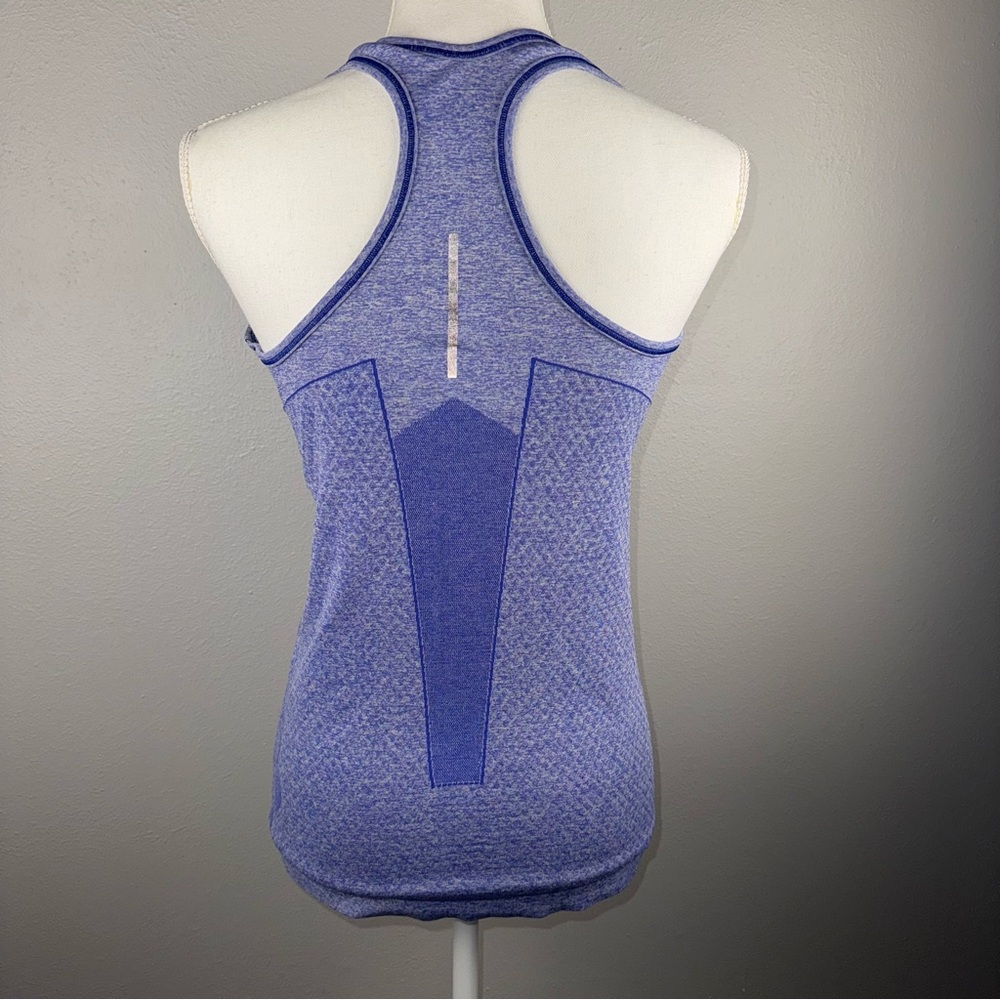 Nike DRI-FIT Women’s M Running Tank Top Blue Reflective Details‎ Workout Gym - Picture 3 of 6